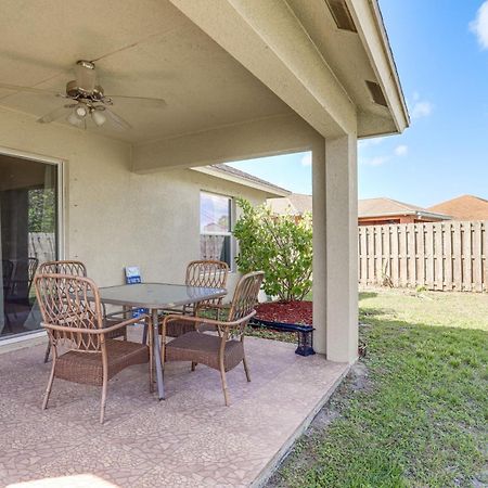 Port St Lucie Home With Above-Ground Pool And Grill Carlton エクステリア 写真