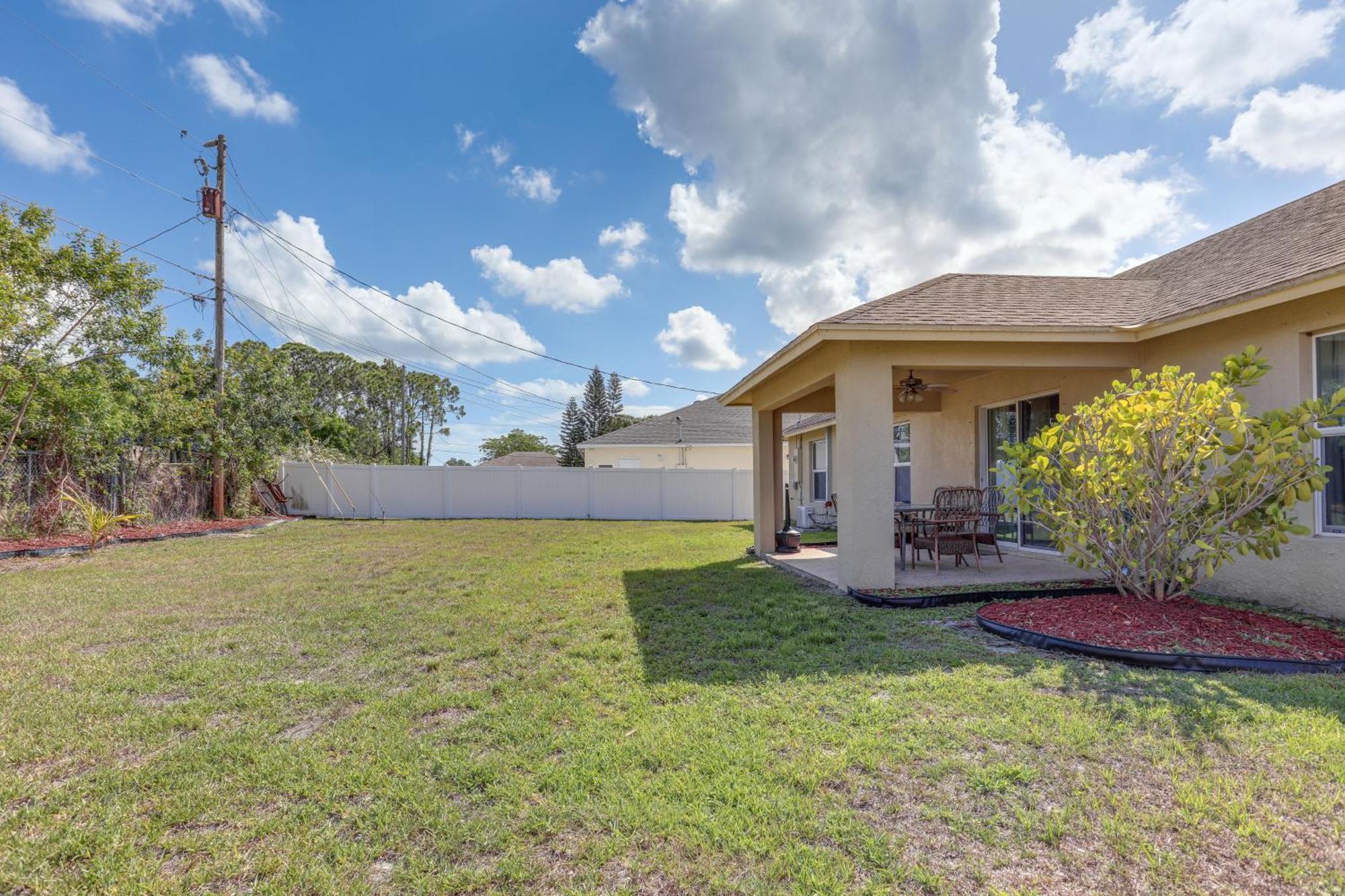 Port St Lucie Home With Above-Ground Pool And Grill Carlton エクステリア 写真